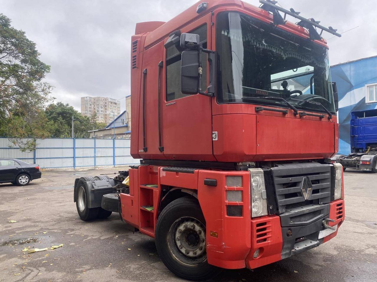 RENAULT Magnum 480 - Tracteur routier: photos 1 RENAULT Magnum 480 - Tracteur routier: photos 1