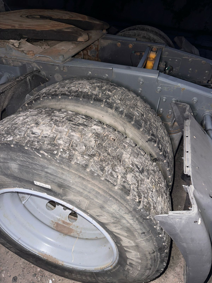 RENAULT Magnum 480 | ID1640S - Tracteur routier: photos 4 RENAULT Magnum 480 | ID1640S - Tracteur routier: photos 4