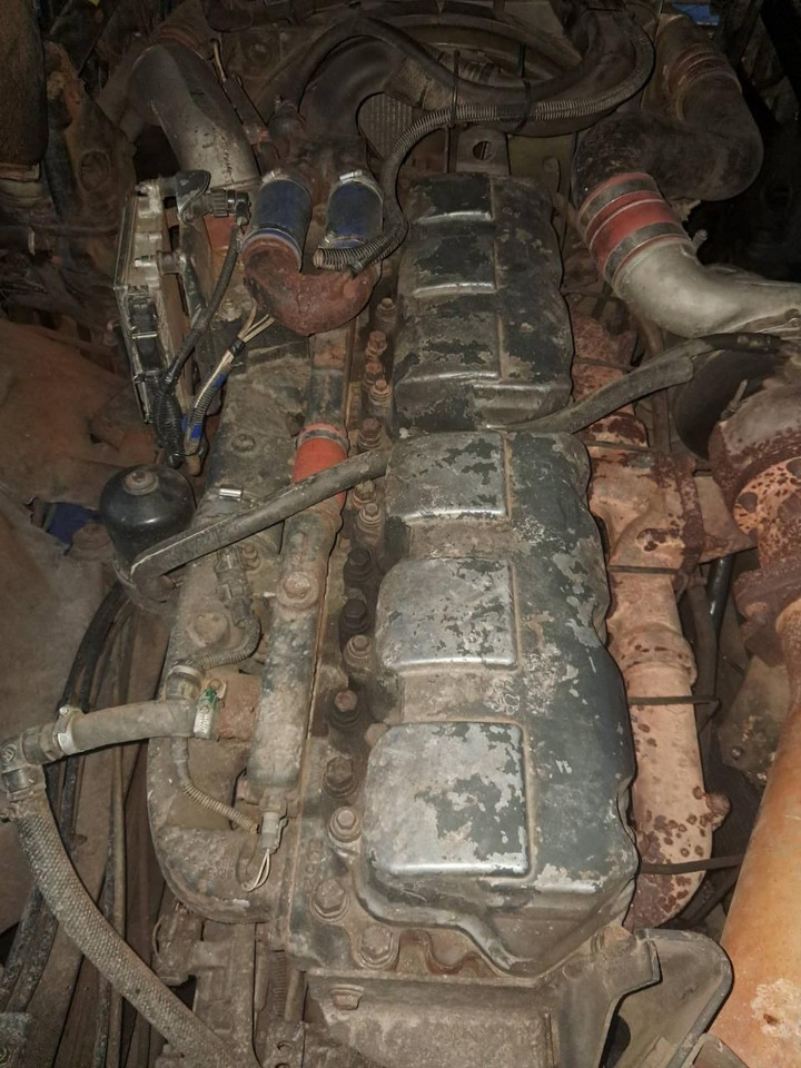 Tracteur routier RENAULT Magnum 480 ID1682S: photos 6 Tracteur routier RENAULT Magnum 480 ID1682S: photos 6