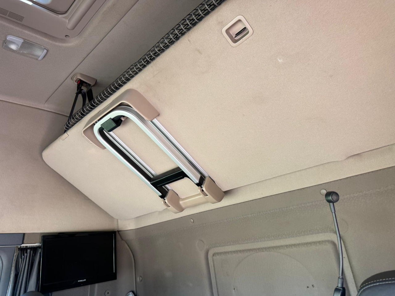 Tracteur routier SCANIA R520: photos 11 Tracteur routier SCANIA R520: photos 11