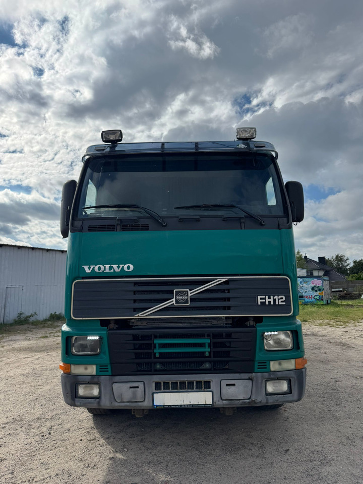 VOLVO FH12.420 - Camion plateau: photos 2 VOLVO FH12.420 - Camion plateau: photos 2