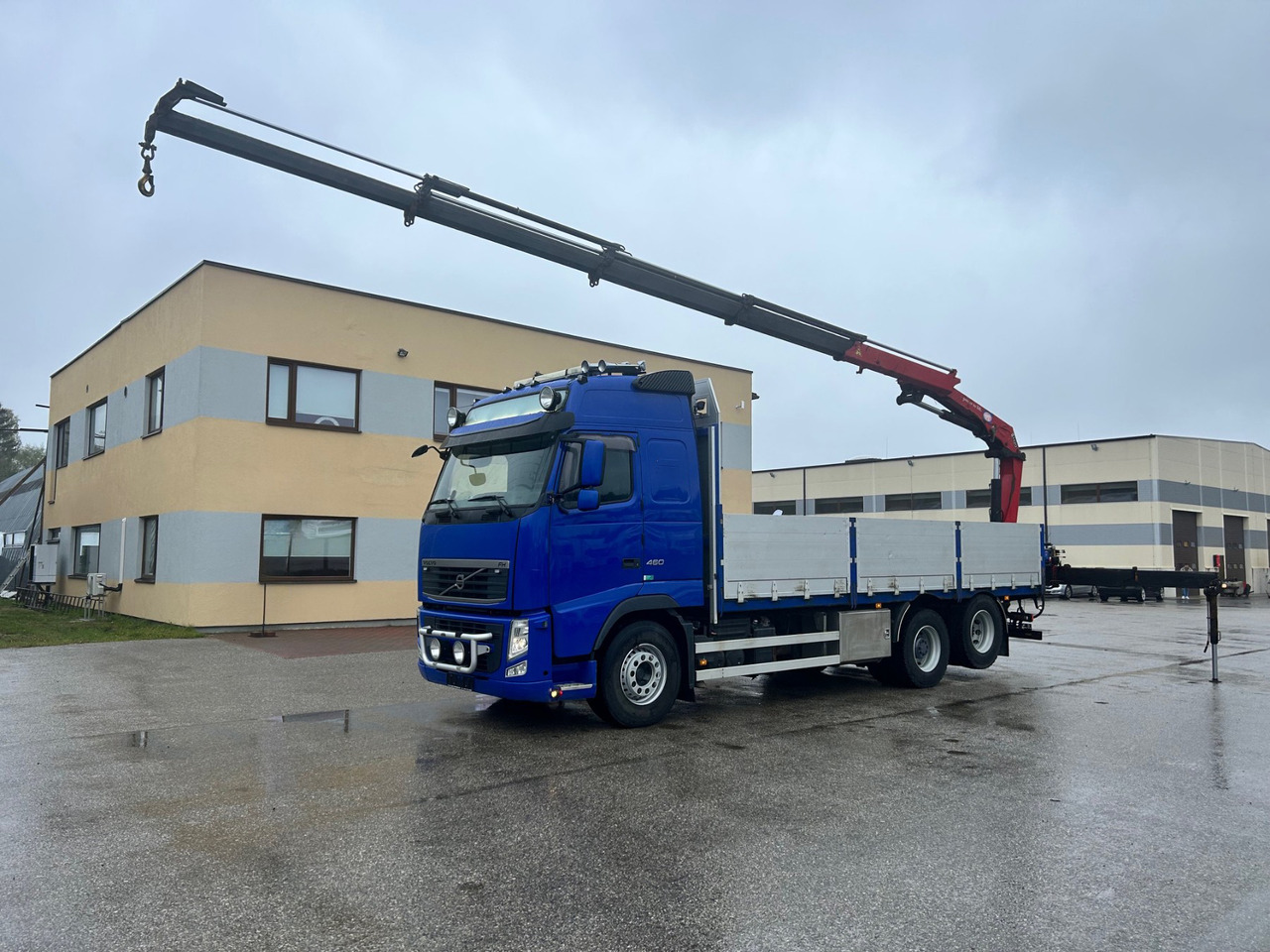 VOLVO FH460 - Camion plateau, Camion grue: photos 2 VOLVO FH460 - Camion plateau, Camion grue: photos 2