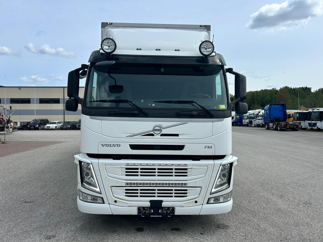 VOLVO FM330 - Camion frigorifique: photos 3 VOLVO FM330 - Camion frigorifique: photos 3