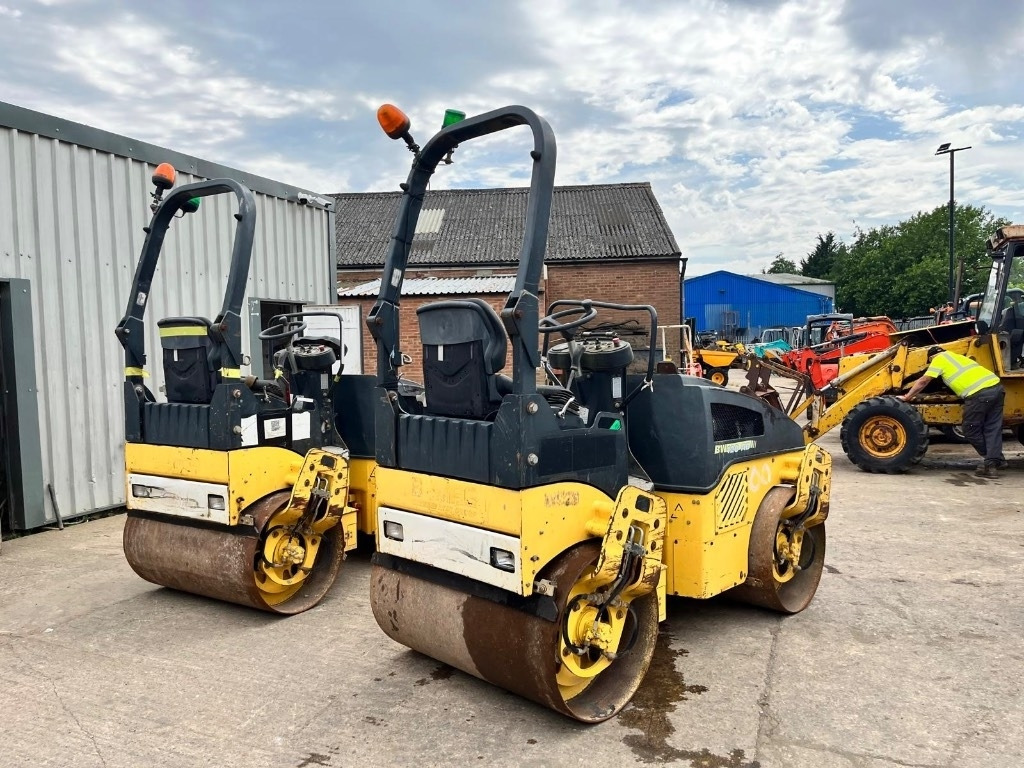 Bomag BW 120 AD-4 - Rouleau compresseur: photos 2 Bomag BW 120 AD-4 - Rouleau compresseur: photos 2