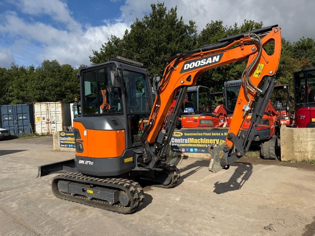 Doosan DX27Z-7 - Mini pelle: photos 2 Doosan DX27Z-7 - Mini pelle: photos 2