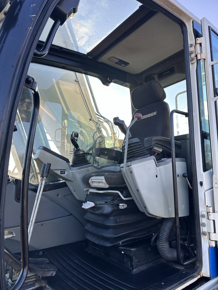 LIEBHERR R 924 LC Top Zustand !!! Kein 914- 916- 920- 926 - Pelle sur chenille: photos 4 LIEBHERR R 924 LC Top Zustand !!! Kein 914- 916- 920- 926 - Pelle sur chenille: photos 4