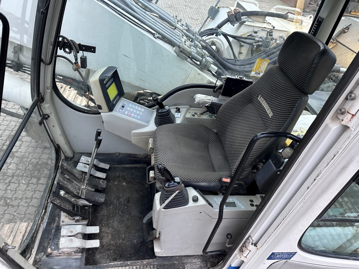LIEBHERR R 934 C HDSL Top Zustand !!! Kein 936 - Pelle sur chenille: photos 3 LIEBHERR R 934 C HDSL Top Zustand !!! Kein 936 - Pelle sur chenille: photos 3