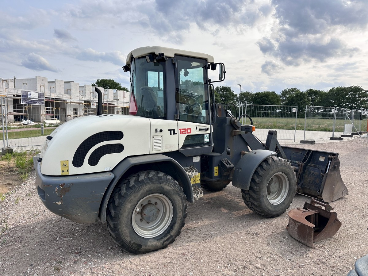 TEREX TL 120 - 30 Km/h Schaufel + Palettengabel Top ! - Chargeuse sur pneus: photos 2 TEREX TL 120 - 30 Km/h Schaufel + Palettengabel Top ! - Chargeuse sur pneus: photos 2