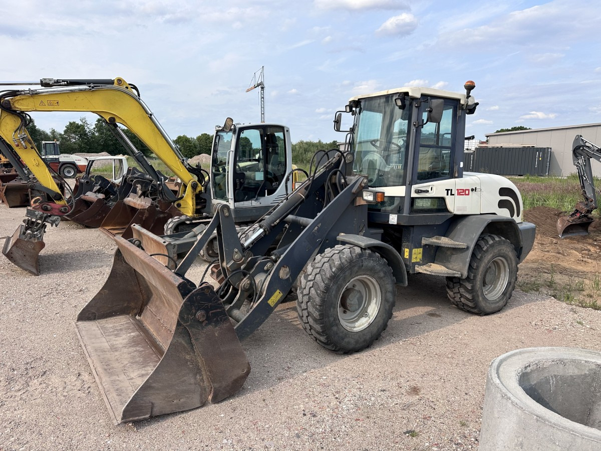 TEREX TL 120 - 30 Km/h Schaufel + Palettengabel Top ! - Chargeuse sur pneus: photos 3 TEREX TL 120 - 30 Km/h Schaufel + Palettengabel Top ! - Chargeuse sur pneus: photos 3