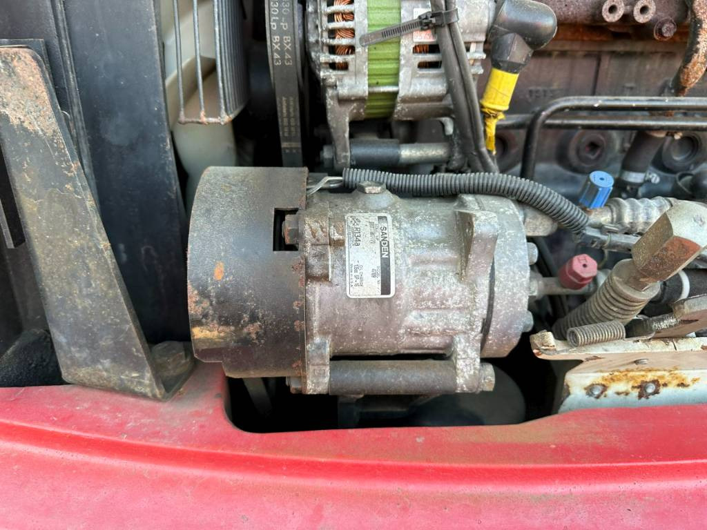 Pelle sur pneus Takeuchi TB 175 W 8,7 ton. Klima Turbo 77 PS: photos 18