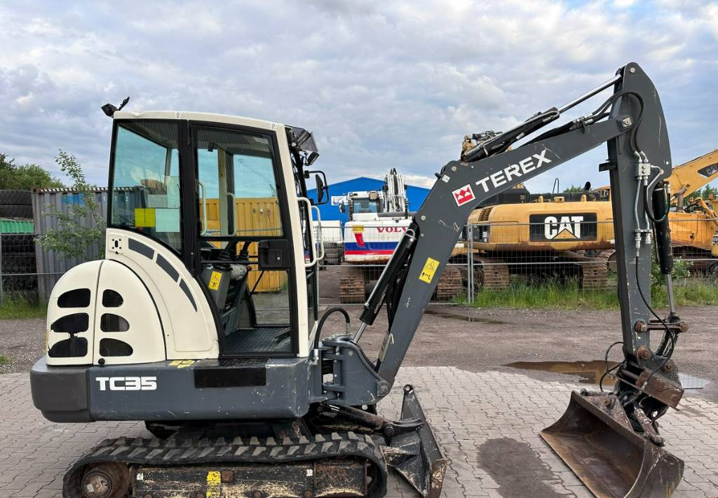Terex TC 35 mit 3 Löffel - Mini pelle: photos 2 Terex TC 35 mit 3 Löffel - Mini pelle: photos 2