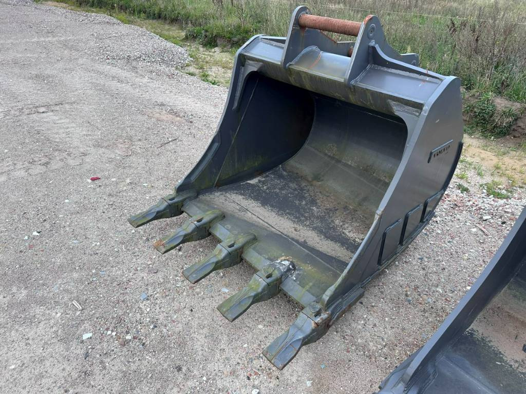 Volvo S 70 / S7 Tieflöffel bucket 1.500mm cbm 1.5 m³ - Godet pour pelle: photos 2 Volvo S 70 / S7 Tieflöffel bucket 1.500mm cbm 1.5 m³ - Godet pour pelle: photos 2