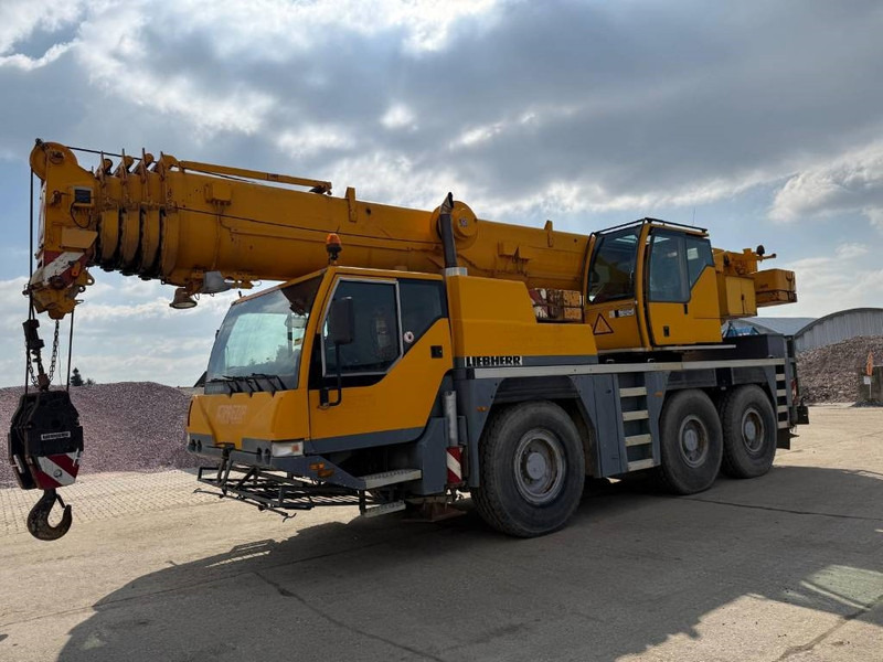 Liebherr LTM1055/1 - Grue tout-terrain: photos 3 Liebherr LTM1055/1 - Grue tout-terrain: photos 3