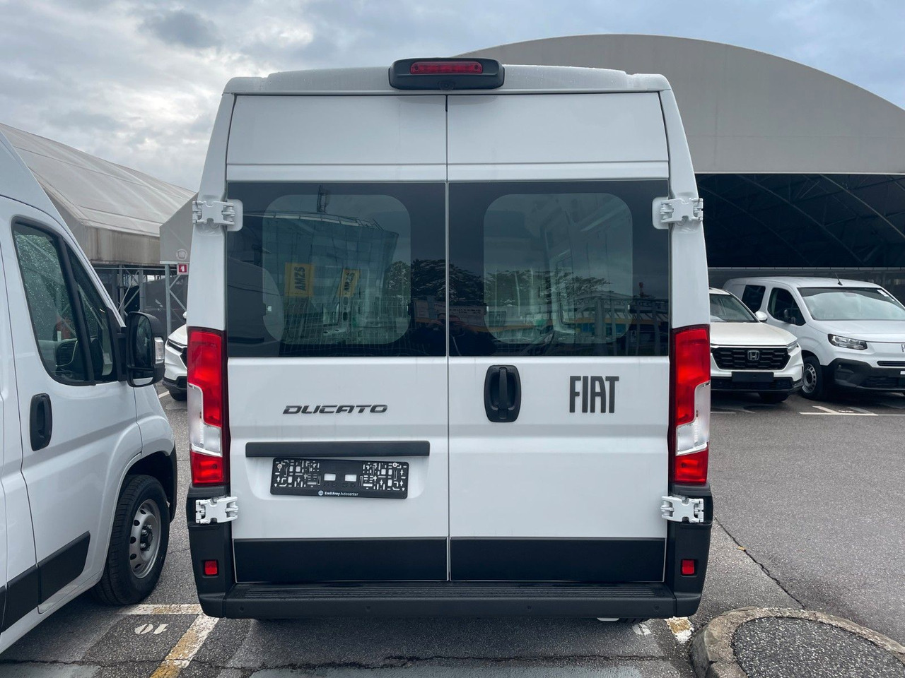 Fiat Ducato 35H L3H2 180 Teilverglast KaWa 2025 - Fourgon utilitaire: photos 5 Fiat Ducato 35H L3H2 180 Teilverglast KaWa 2025 - Fourgon utilitaire: photos 5