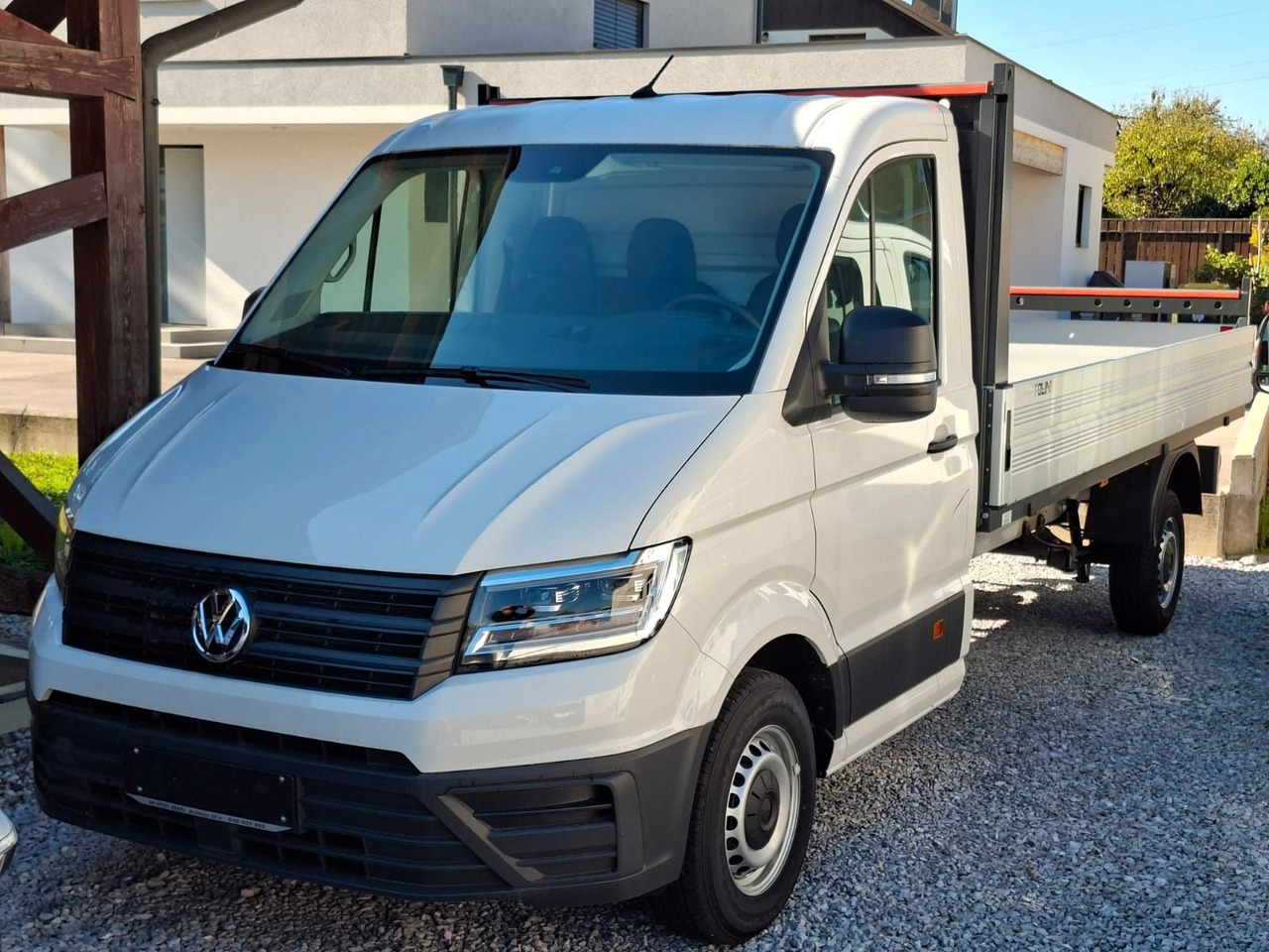 Volkswagen Crafter 35 L4 EKA Scattolini Pritsche 140 PS - Fourgon plateau: photos 1 Volkswagen Crafter 35 L4 EKA Scattolini Pritsche 140 PS - Fourgon plateau: photos 1