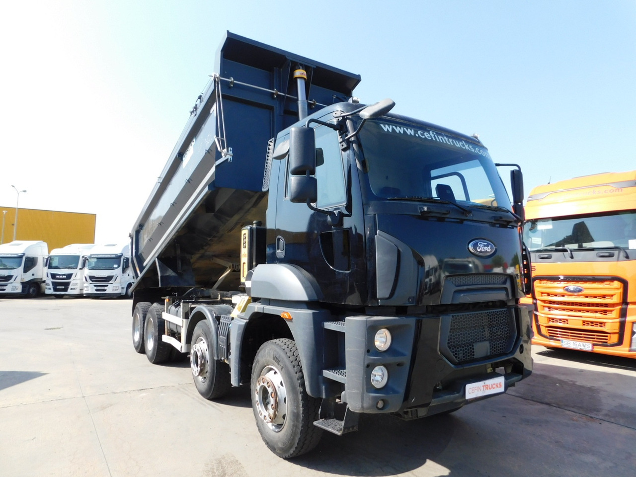 Ford 4142d 8x4 dcab e6 16s2230 - Camion benne: photos 2 Ford 4142d 8x4 dcab e6 16s2230 - Camion benne: photos 2