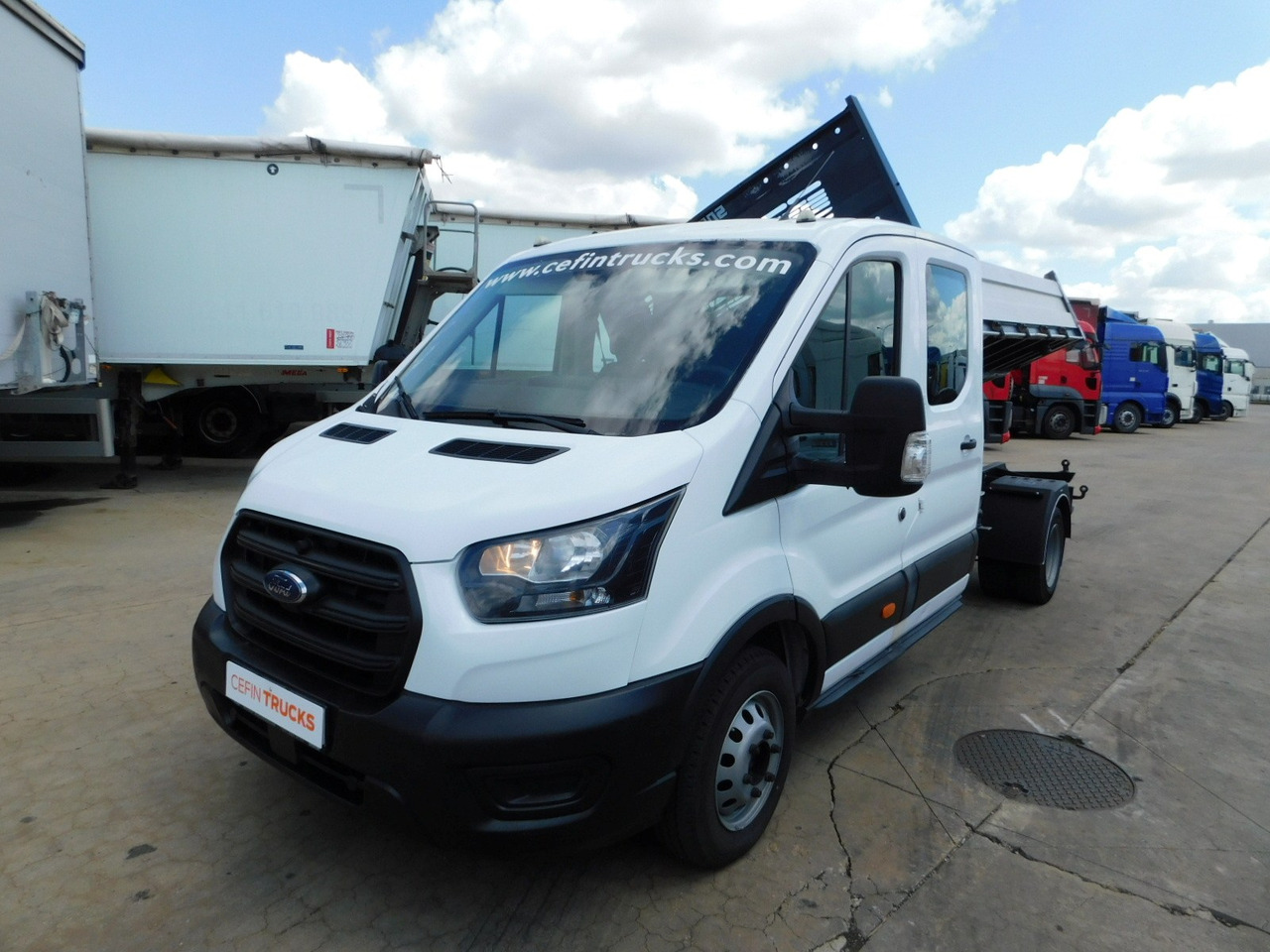 Ford Transit - Véhicule utilitaire benne: photos 1 Ford Transit - Véhicule utilitaire benne: photos 1