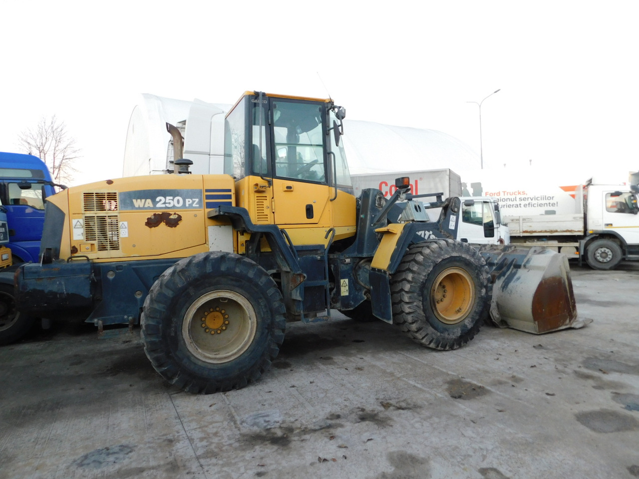 Komatsu Wa250pz 5 - Chargeuse sur pneus: photos 3 Komatsu Wa250pz 5 - Chargeuse sur pneus: photos 3