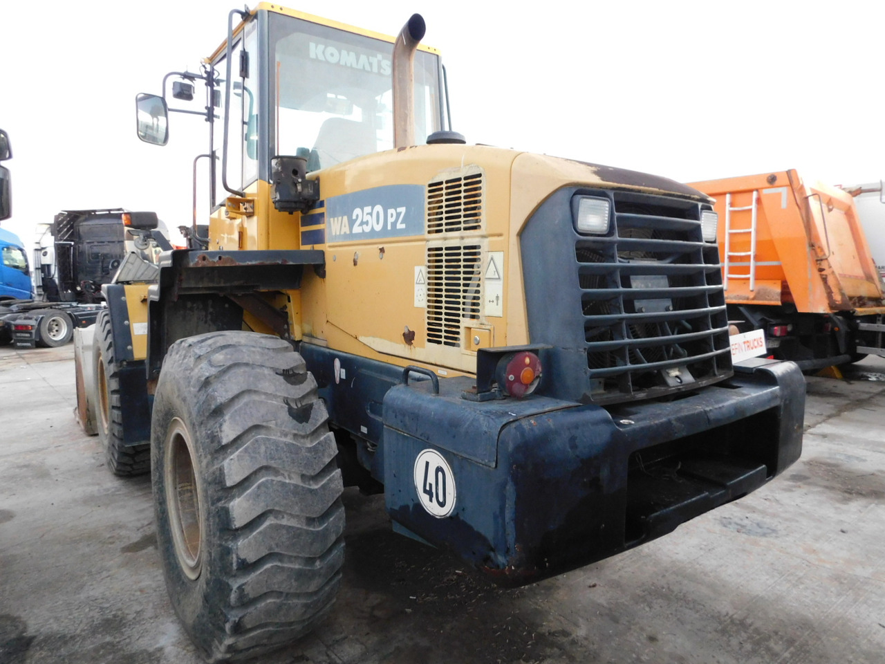 Komatsu Wa250pz 5 - Chargeuse sur pneus: photos 5 Komatsu Wa250pz 5 - Chargeuse sur pneus: photos 5