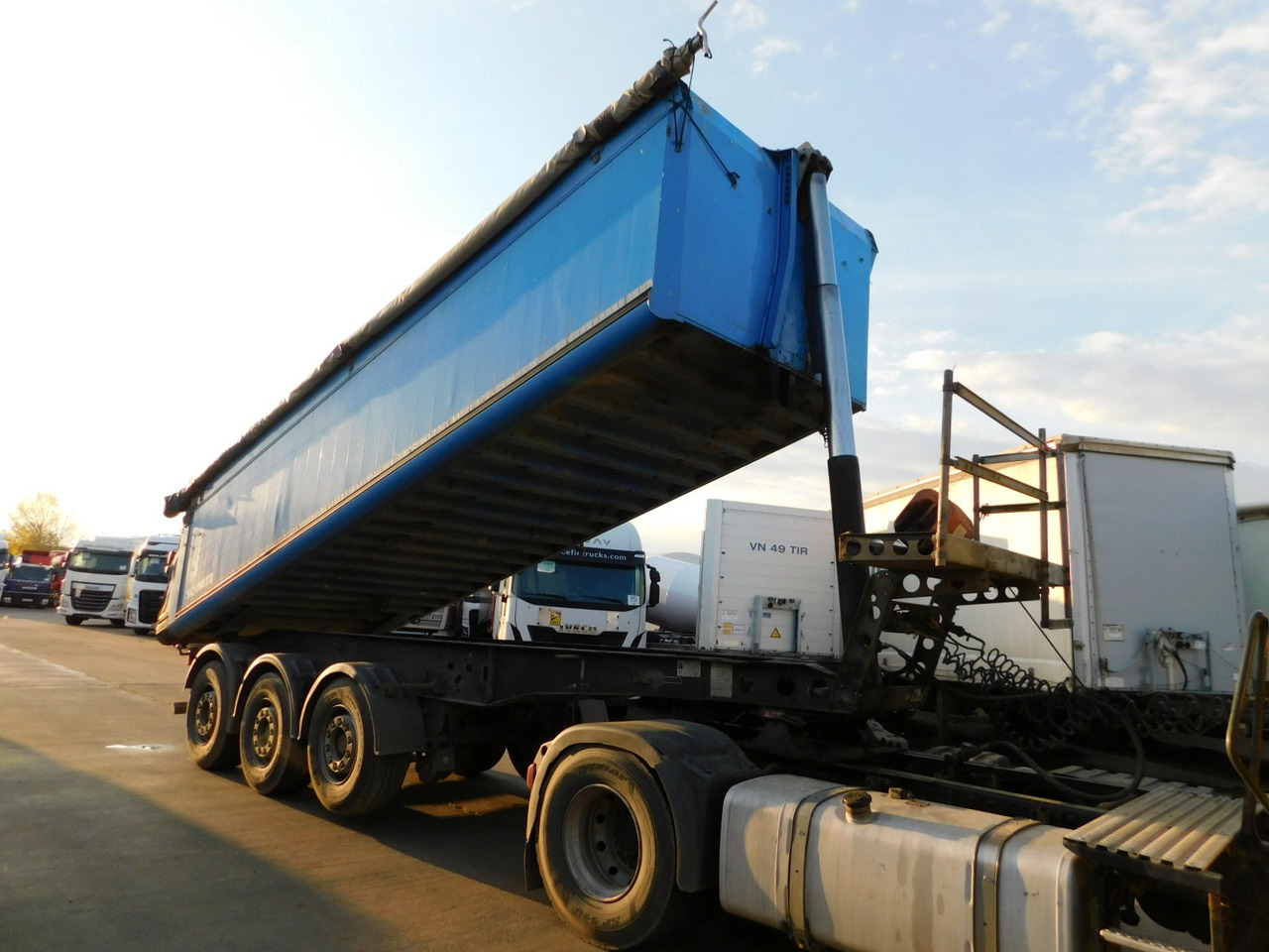 Schmitz Gotha ski 24sl 72 - Semi-remorque benne: photos 2 Schmitz Gotha ski 24sl 72 - Semi-remorque benne: photos 2