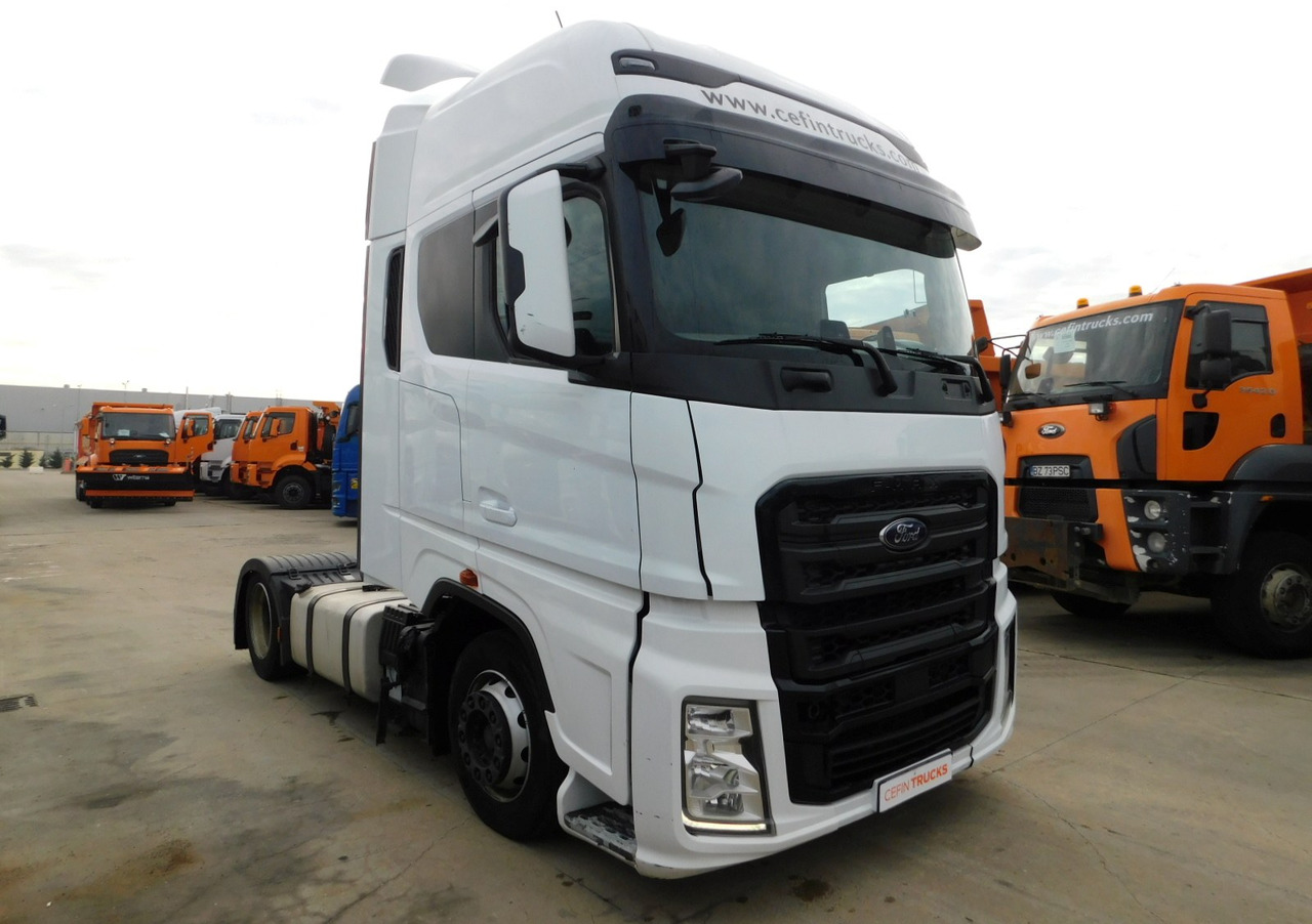 Ford F max ll 4x2 scab e6 12tx2620 - Tracteur routier: photos 2 Ford F max ll 4x2 scab e6 12tx2620 - Tracteur routier: photos 2