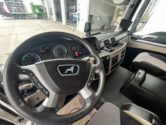 MAN TGS 26.460 6x2-4 Euro6 Klima Navi Luftfeder - Camion frigorifique: photos 5 MAN TGS 26.460 6x2-4 Euro6 Klima Navi Luftfeder - Camion frigorifique: photos 5