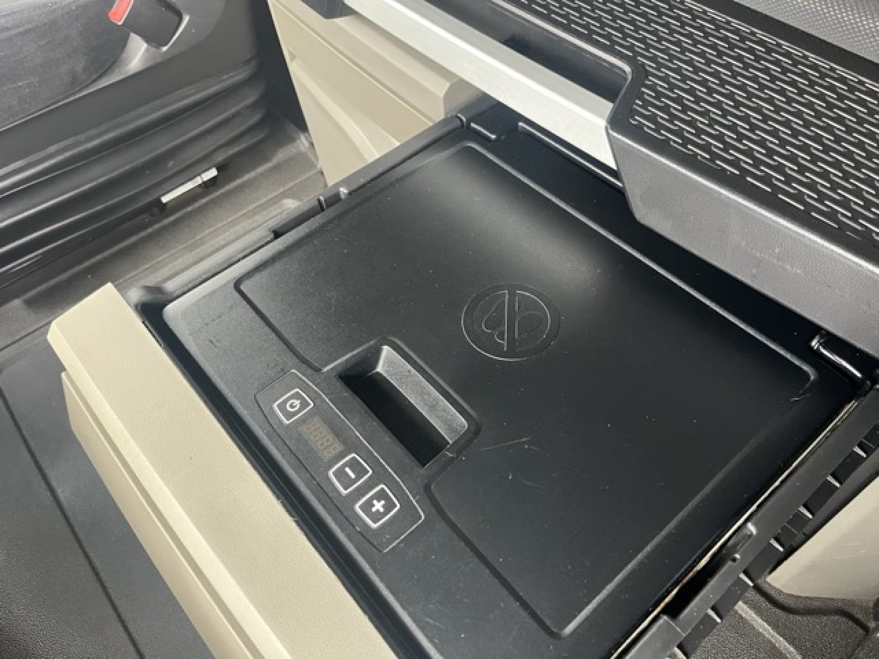 MAN TGX 18.510 4x2 LL SA - Vollgarantie MAN bis 01.202 - Tracteur routier: photos 3 MAN TGX 18.510 4x2 LL SA - Vollgarantie MAN bis 01.202 - Tracteur routier: photos 3