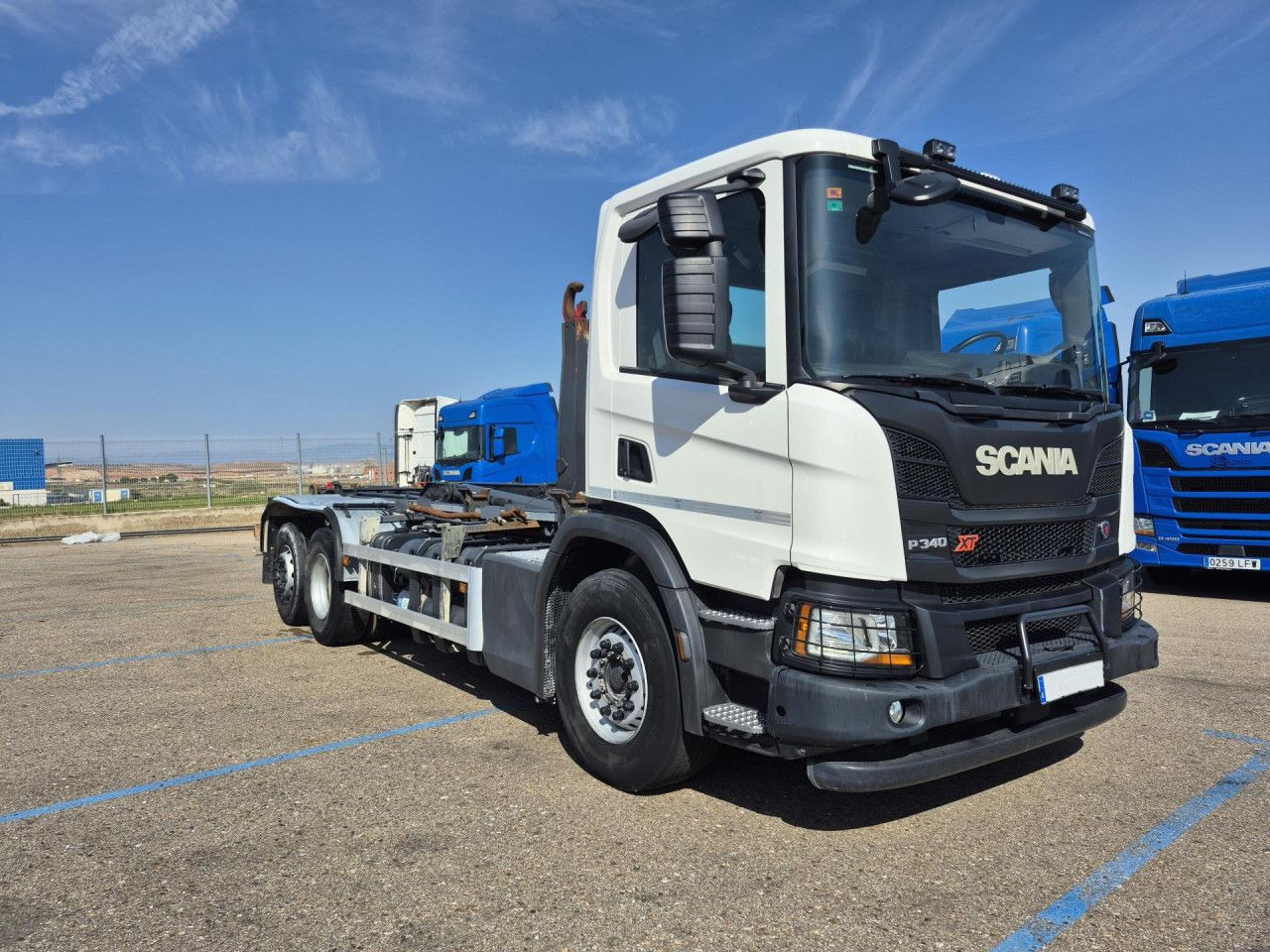 Scania P 340 - Tracteur routier: photos 1 Scania P 340 - Tracteur routier: photos 1