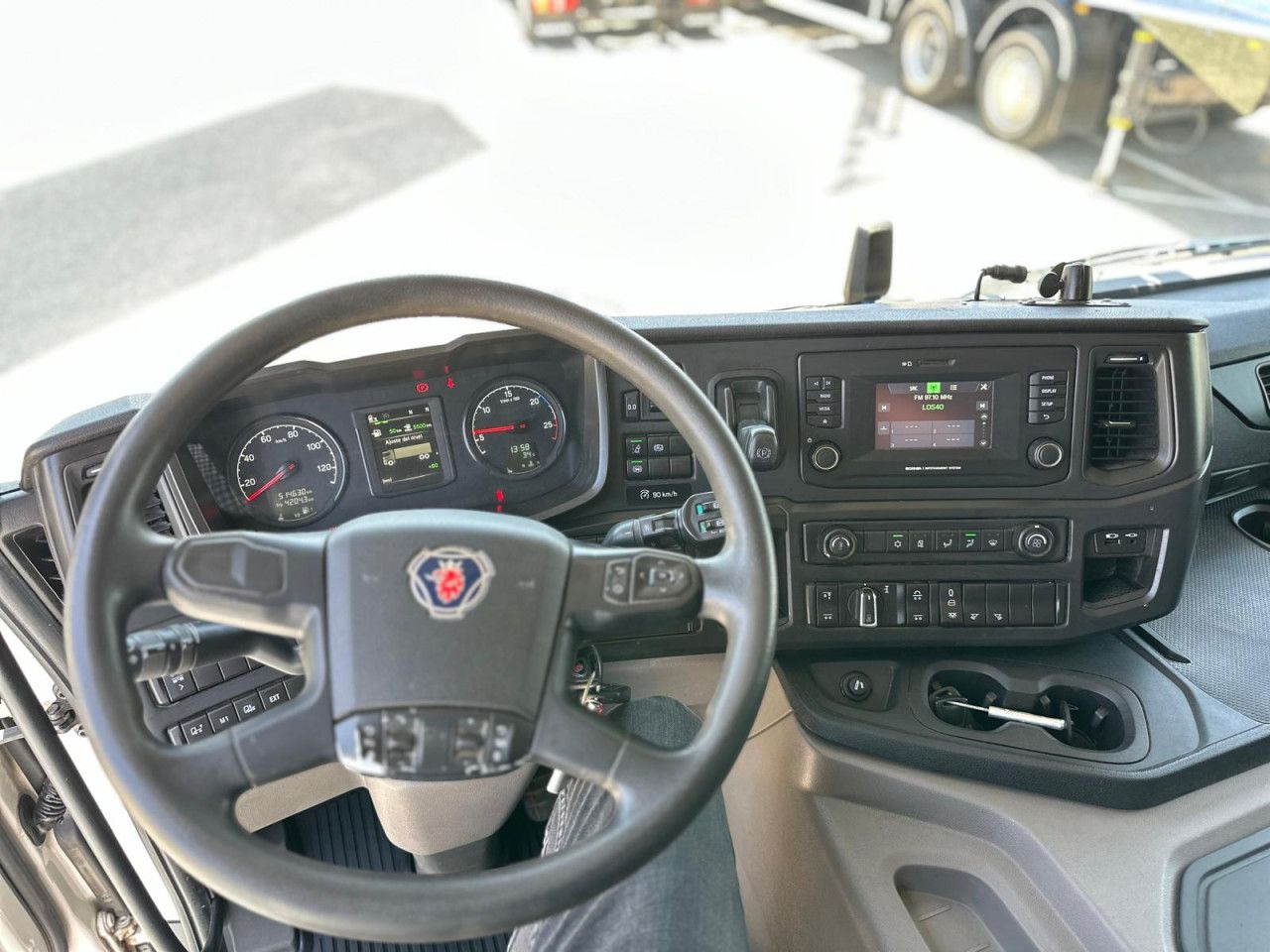 Scania P 410 - Tracteur routier: photos 5 Scania P 410 - Tracteur routier: photos 5