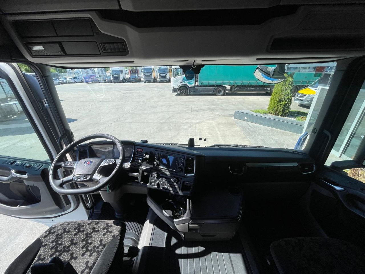 Tracteur routier Scania R 450: photos 16 Tracteur routier Scania R 450: photos 16