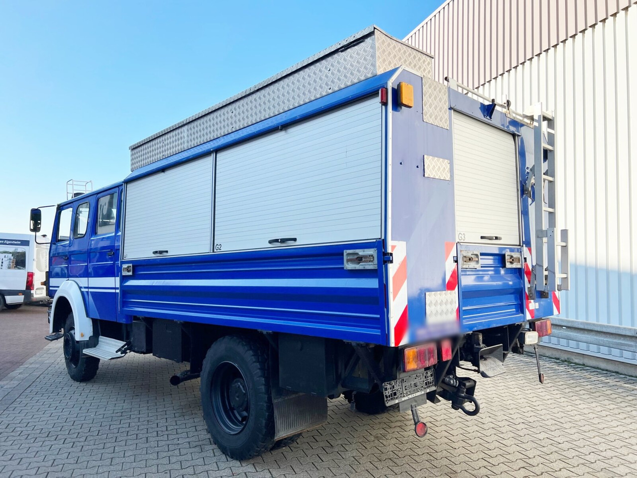 120-23 AW 4x4 Doka 120-23 AW 4x4 Doka, V8-Motor, Gerätewagen, Seilwinde - Camion plateau: photos 3 120-23 AW 4x4 Doka 120-23 AW 4x4 Doka, V8-Motor, Gerätewagen, Seilwinde - Camion plateau: photos 3