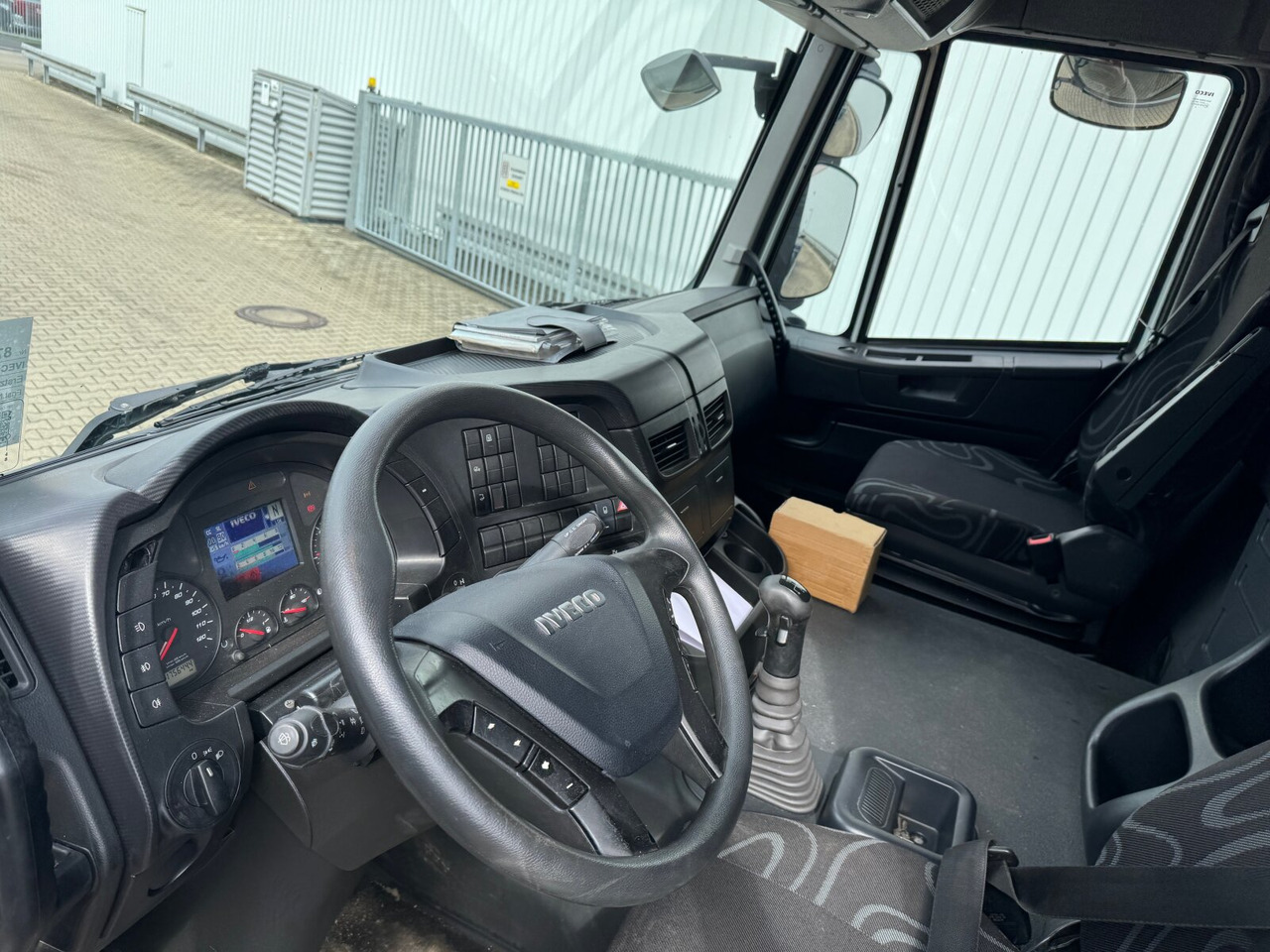 Iveco Stralis AT 190 S31FP-CM 4x2 Stralis AT 190 S31FP-CM 4x2, LBW BÄR, Ex- - Camion: photos 4 Iveco Stralis AT 190 S31FP-CM 4x2 Stralis AT 190 S31FP-CM 4x2, LBW BÄR, Ex- - Camion: photos 4