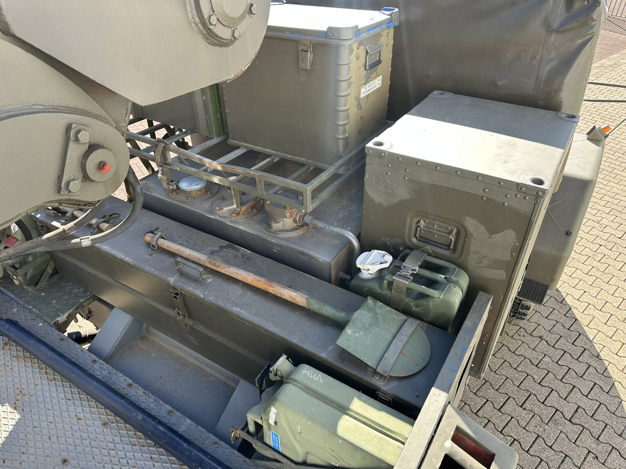 KLOECKNER-H-DEUTZ Jupiter 178D15A6X6 Jupiter 178D15A 6X6, -Kran,Wilhag - Camion, Camion grue: photos 4 KLOECKNER-H-DEUTZ Jupiter 178D15A6X6 Jupiter 178D15A 6X6, -Kran,Wilhag - Camion, Camion grue: photos 4