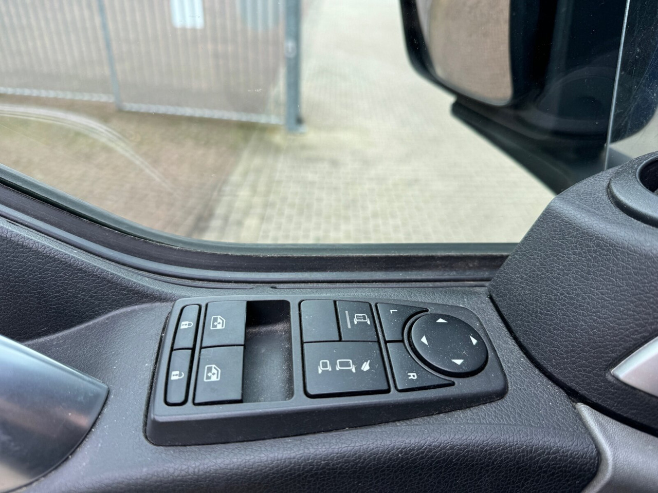 Camion MAN TGX 18.360 4x2 LL TGX 18.360 4x2 LL, XLX-Fahrerhaus: photos 6 Camion MAN TGX 18.360 4x2 LL TGX 18.360 4x2 LL, XLX-Fahrerhaus: photos 6