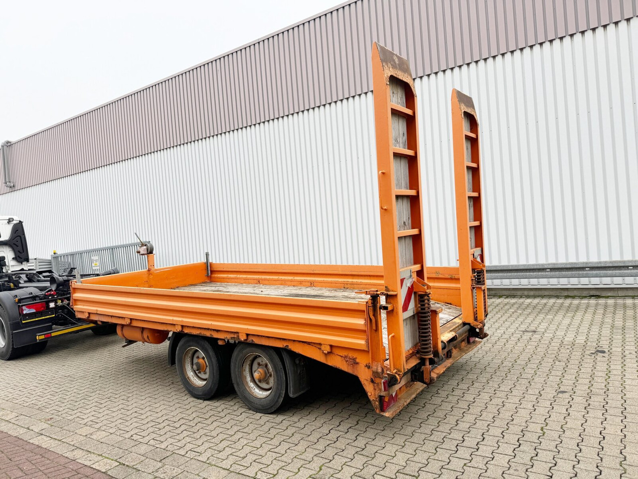 ETUE-TA 10 ETUE-TA 10, Ex , wenig benutzt top Zustand - Remorque porte-engin surbaissée: photos 4 ETUE-TA 10 ETUE-TA 10, Ex , wenig benutzt top Zustand - Remorque porte-engin surbaissée: photos 4