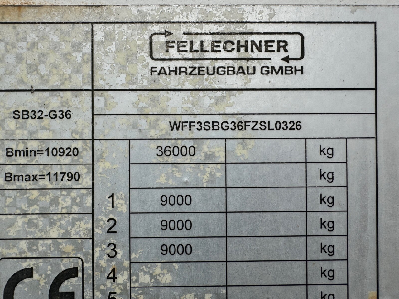 Fellechner SB32-G36 Fellechner SB32-G36, ausziehbar um 1,5m - Semi-remorque plateau: photos 5 Fellechner SB32-G36 Fellechner SB32-G36, ausziehbar um 1,5m - Semi-remorque plateau: photos 5