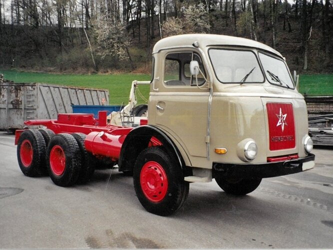 HENSCHEL HS 20 TS 6x4 HENSCHEL HS 20 TS 6x4 - Camion benne: photos 2 HENSCHEL HS 20 TS 6x4 HENSCHEL HS 20 TS 6x4 - Camion benne: photos 2