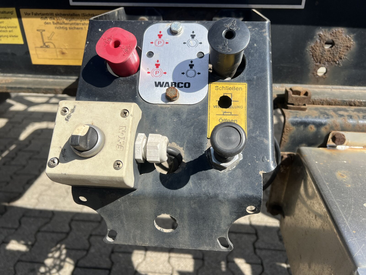 HSA 18.65 Schlittenabroller HUEFFERMANN HSA 18.65 Schlittenabroller - Remorque ampliroll/ Multibenne: photos 2 HSA 18.65 Schlittenabroller HUEFFERMANN HSA 18.65 Schlittenabroller - Remorque ampliroll/ Multibenne: photos 2