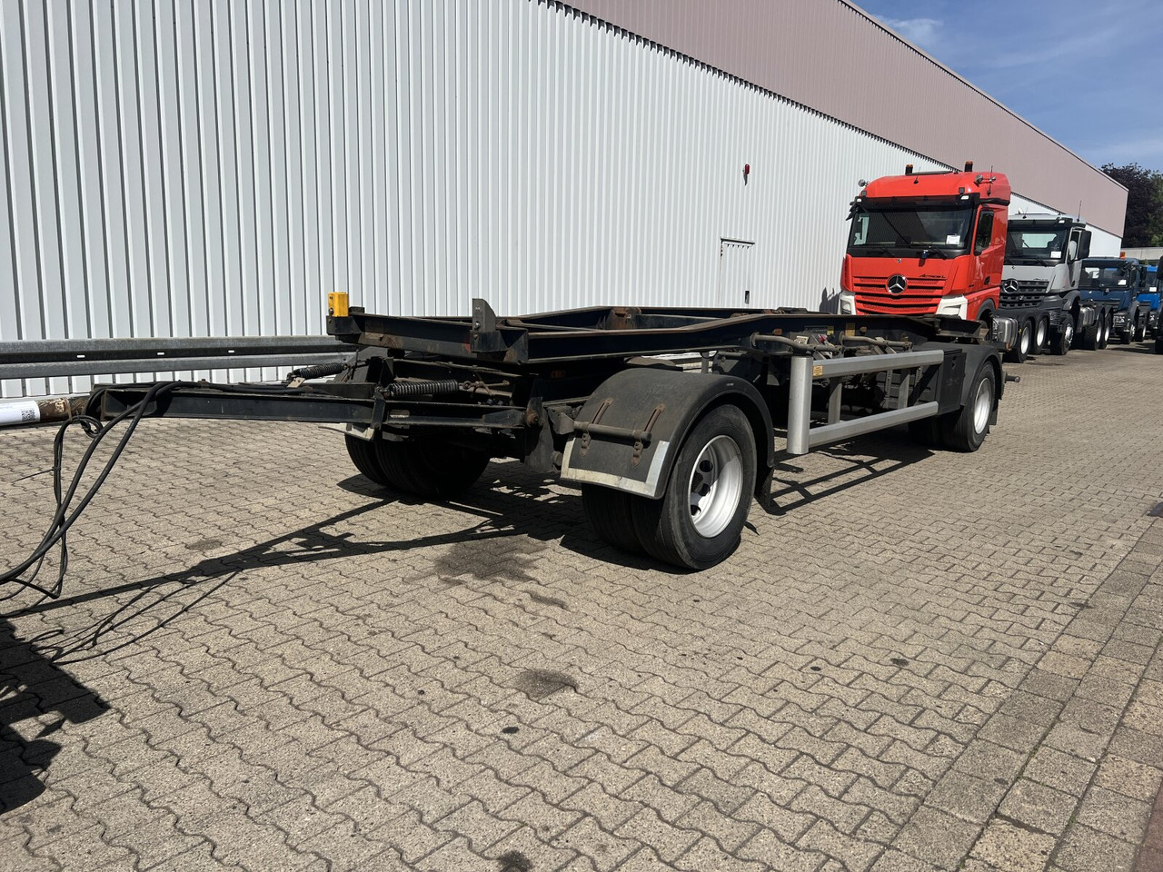 HSA 18.65 Schlittenabroller HUEFFERMANN HSA 18.65 Schlittenabroller - Remorque ampliroll/ Multibenne: photos 1 HSA 18.65 Schlittenabroller HUEFFERMANN HSA 18.65 Schlittenabroller - Remorque ampliroll/ Multibenne: photos 1