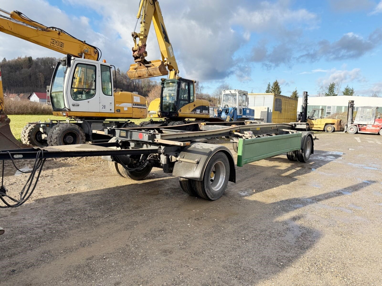 HSA 18.70 HSA 18.70 Schlittenabroller - Remorque ampliroll/ Multibenne: photos 1 HSA 18.70 HSA 18.70 Schlittenabroller - Remorque ampliroll/ Multibenne: photos 1