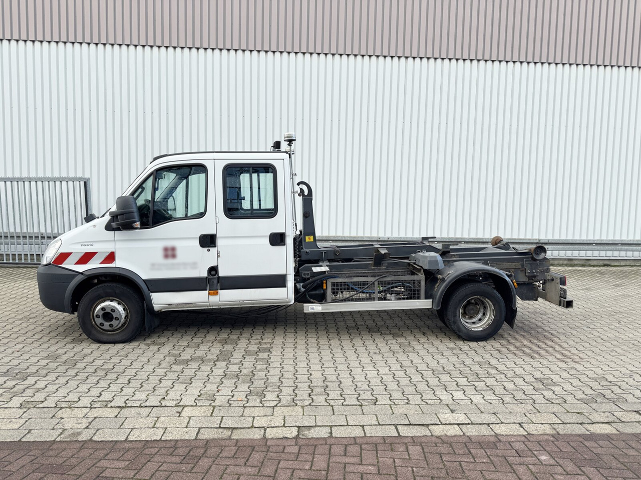 Iveco Daily 70C14D 4x2 Doka Daily 70C14D 4x2 Doka, EEV, City-Abroller - Camion ampliroll: photos 1 Iveco Daily 70C14D 4x2 Doka Daily 70C14D 4x2 Doka, EEV, City-Abroller - Camion ampliroll: photos 1