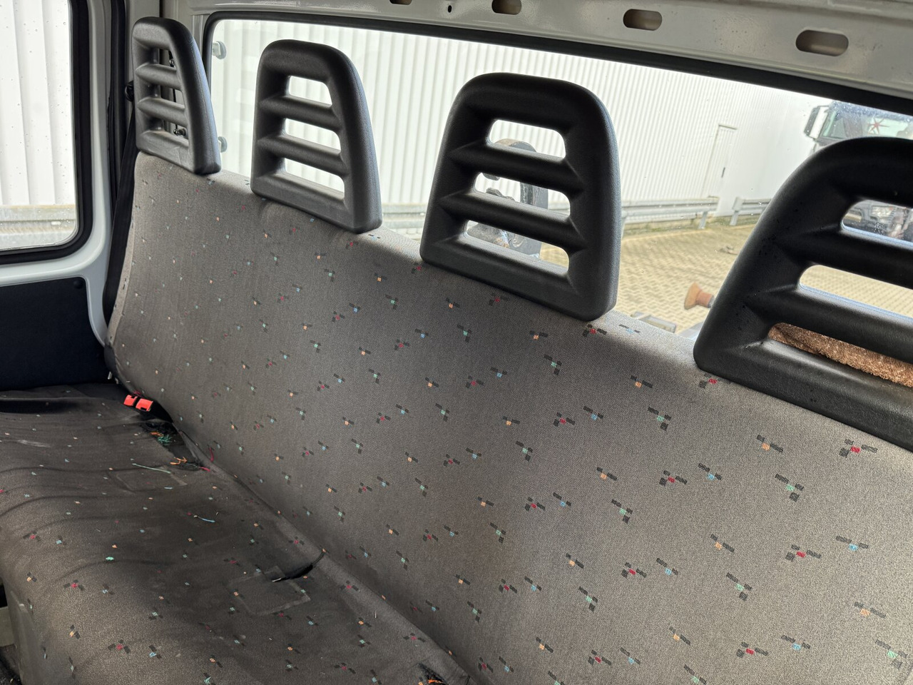 Iveco Daily 70C14D 4x2 Doka Daily 70C14D 4x2 Doka, EEV, City-Abroller - Camion ampliroll: photos 5 Iveco Daily 70C14D 4x2 Doka Daily 70C14D 4x2 Doka, EEV, City-Abroller - Camion ampliroll: photos 5