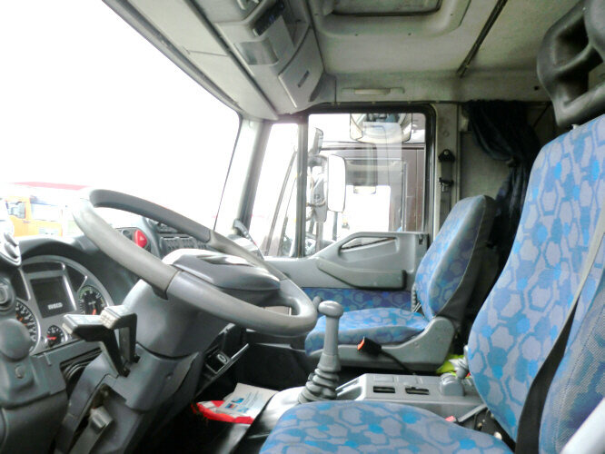 Iveco EuroCargo 75 E 17/4x2 EuroCargo 75 E 17/4x2, 6x VORHANDEN! - Camion fourgon: photos 5 Iveco EuroCargo 75 E 17/4x2 EuroCargo 75 E 17/4x2, 6x VORHANDEN! - Camion fourgon: photos 5