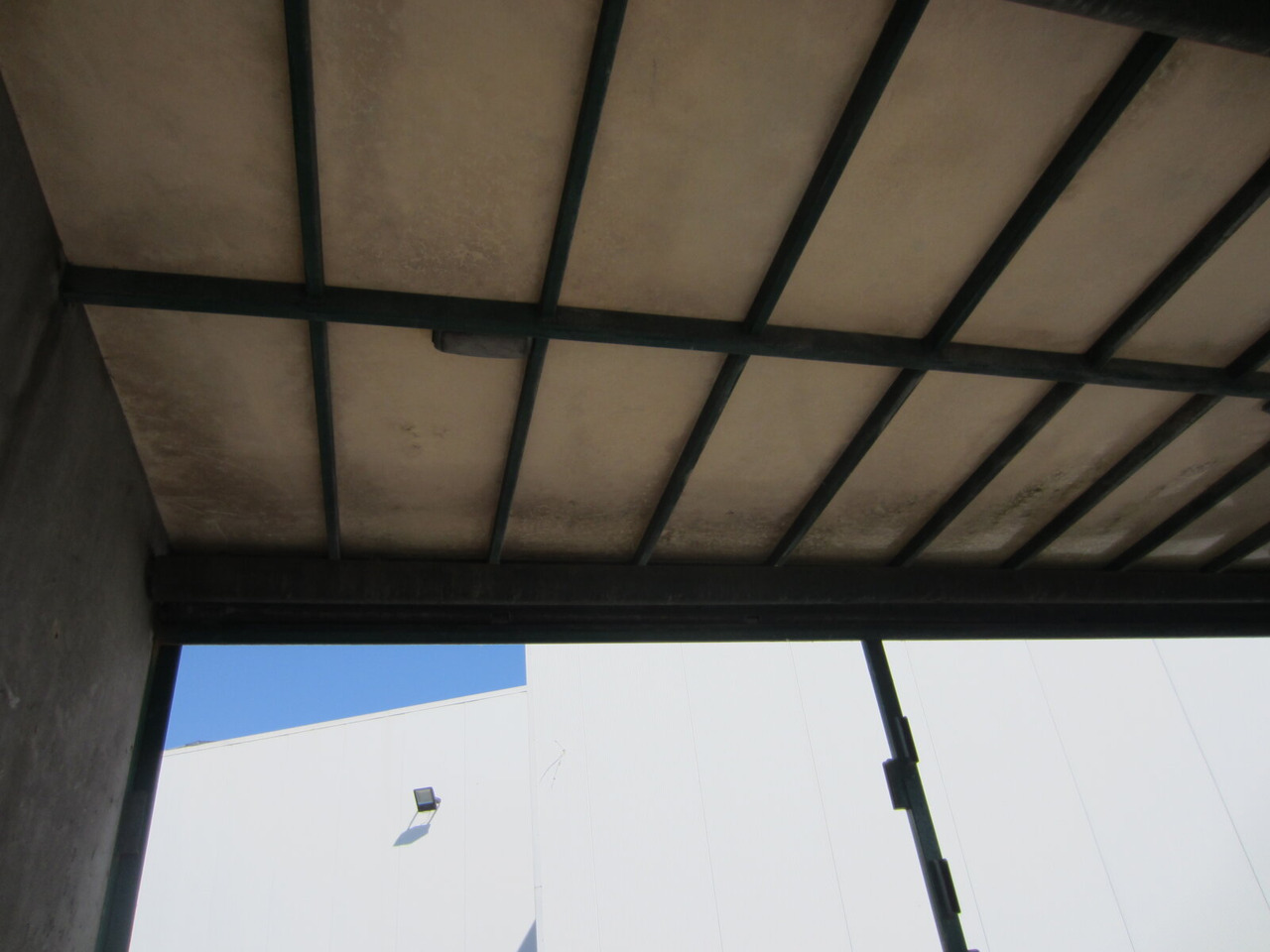 Iveco EuroCargo 80E 15/85 - Camion fourgon: photos 2 Iveco EuroCargo 80E 15/85 - Camion fourgon: photos 2