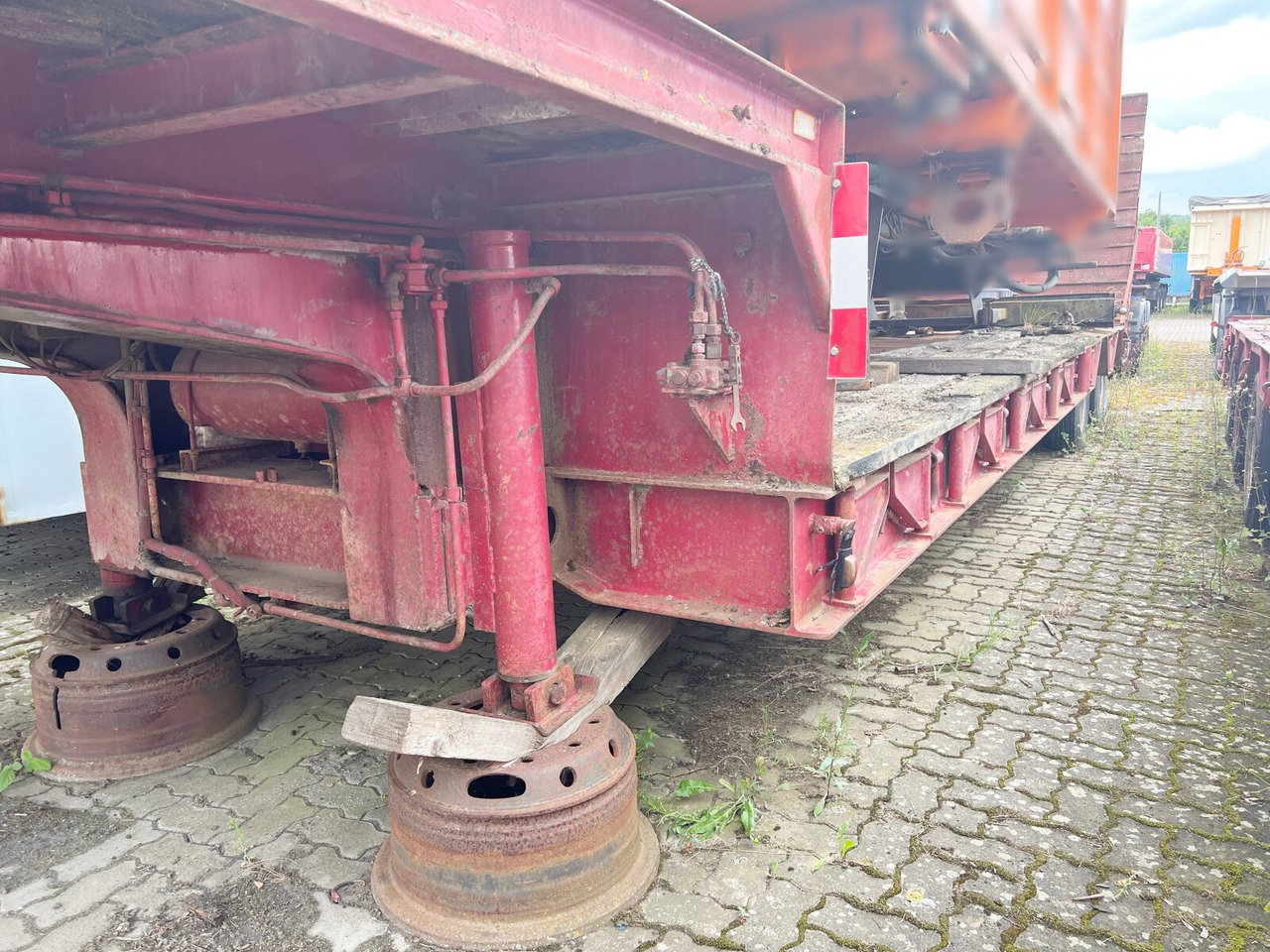 Semi-remorque surbaissé pour transport de équipements lourds Kaiser - SAnh Tieflader KAISER: photos 6