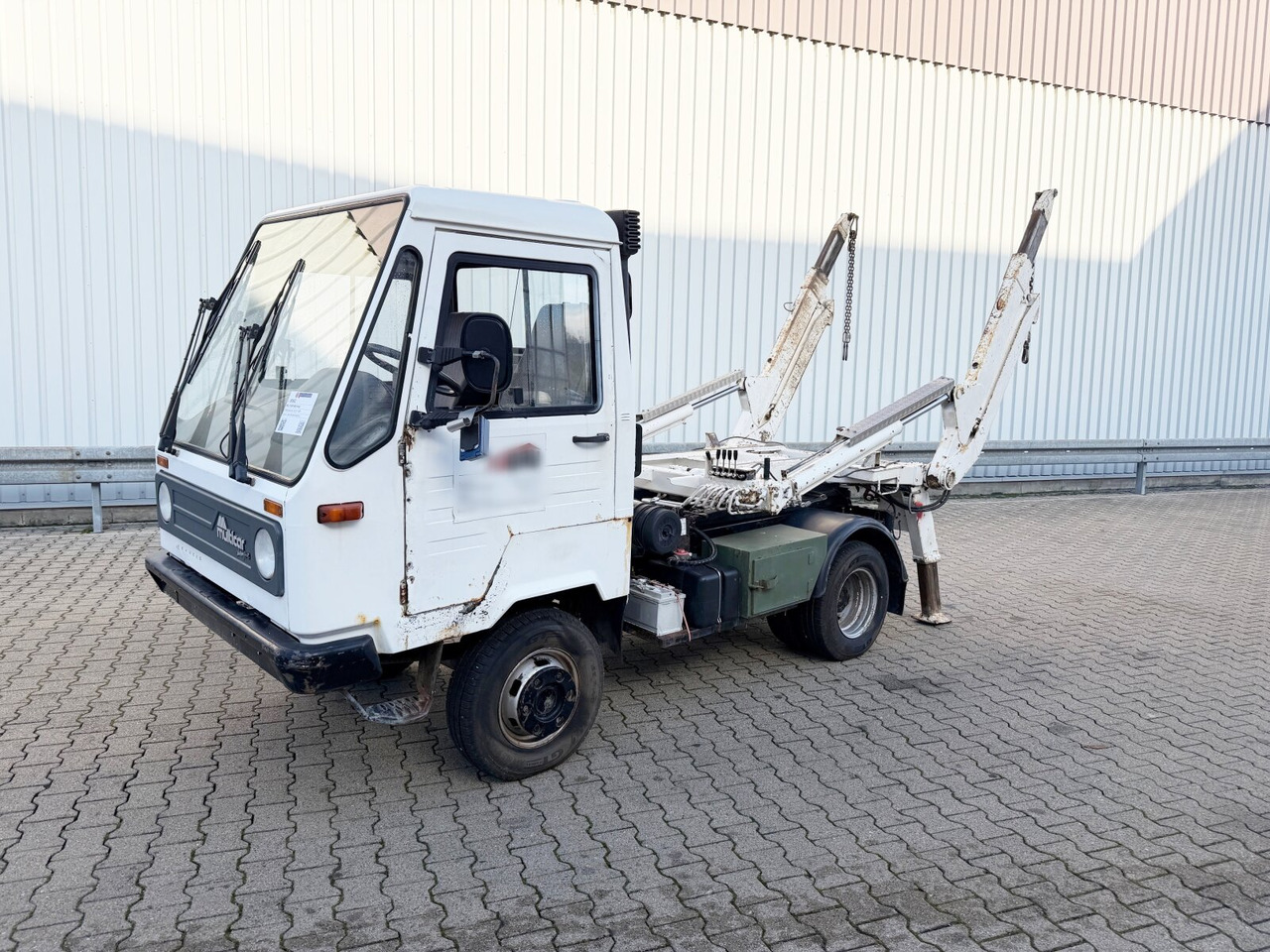 M26 R 4x2 M26 R 4x2, City Tele-Absetzer - Camion multibenne: photos 1 M26 R 4x2 M26 R 4x2, City Tele-Absetzer - Camion multibenne: photos 1