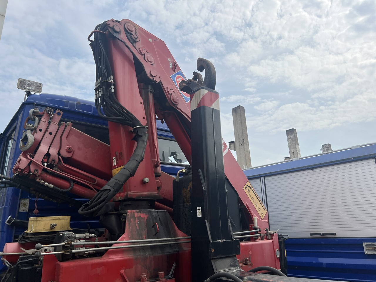 Crédit-bail MAN 25/18.284 6x2-4 LL 25/18.284 6x2-4 LL,Kran HMF 1113 K3, Funk, Retarder MAN 25/18.284 6x2-4 LL 25/18.284 6x2-4 LL,Kran HMF 1113 K3, Funk, Retarder: photos 8 Crédit-bail MAN 25/18.284 6x2-4 LL 25/18.284 6x2-4 LL,Kran HMF 1113 K3, Funk, Retarder MAN 25/18.284 6x2-4 LL 25/18.284 6x2-4 LL,Kran HMF 1113 K3, Funk, Retarder: photos 8