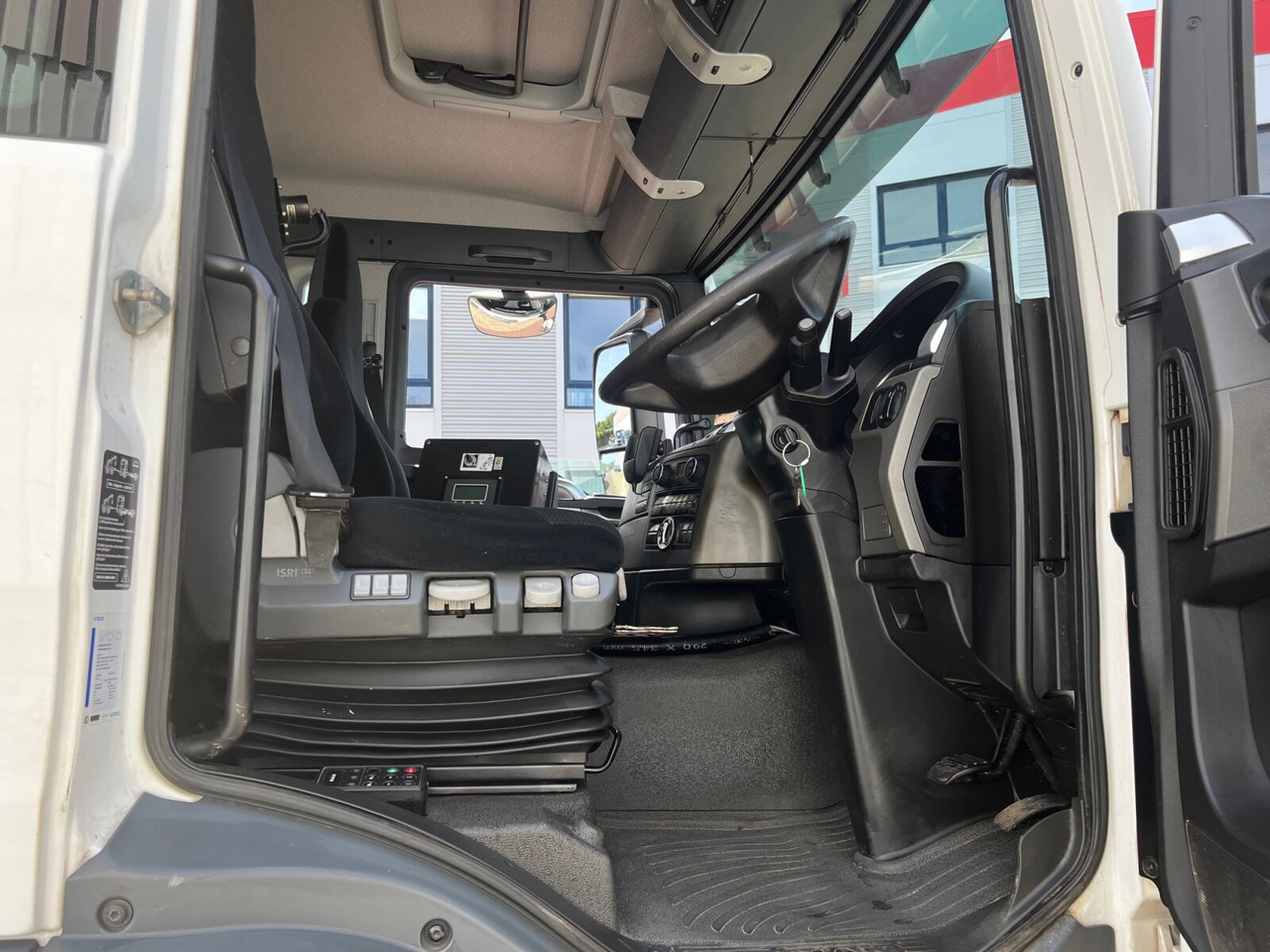 Crédit-bail MAN TGS 26.320 6x2-4 LL TGS 26.320/400 6x2-4 LL, Rechtslenker, Retarder, Lift-/Lenkachse, VDL Translift Seitenlader MAN TGS 26.320 6x2-4 LL TGS 26.320/400 6x2-4 LL, Rechtslenker, Retarder, Lift-/Lenkachse, VDL Translift Seitenlader: photos 14 Crédit-bail MAN TGS 26.320 6x2-4 LL TGS 26.320/400 6x2-4 LL, Rechtslenker, Retarder, Lift-/Lenkachse, VDL Translift Seitenlader MAN TGS 26.320 6x2-4 LL TGS 26.320/400 6x2-4 LL, Rechtslenker, Retarder, Lift-/Lenkachse, VDL Translift Seitenlader: photos 14