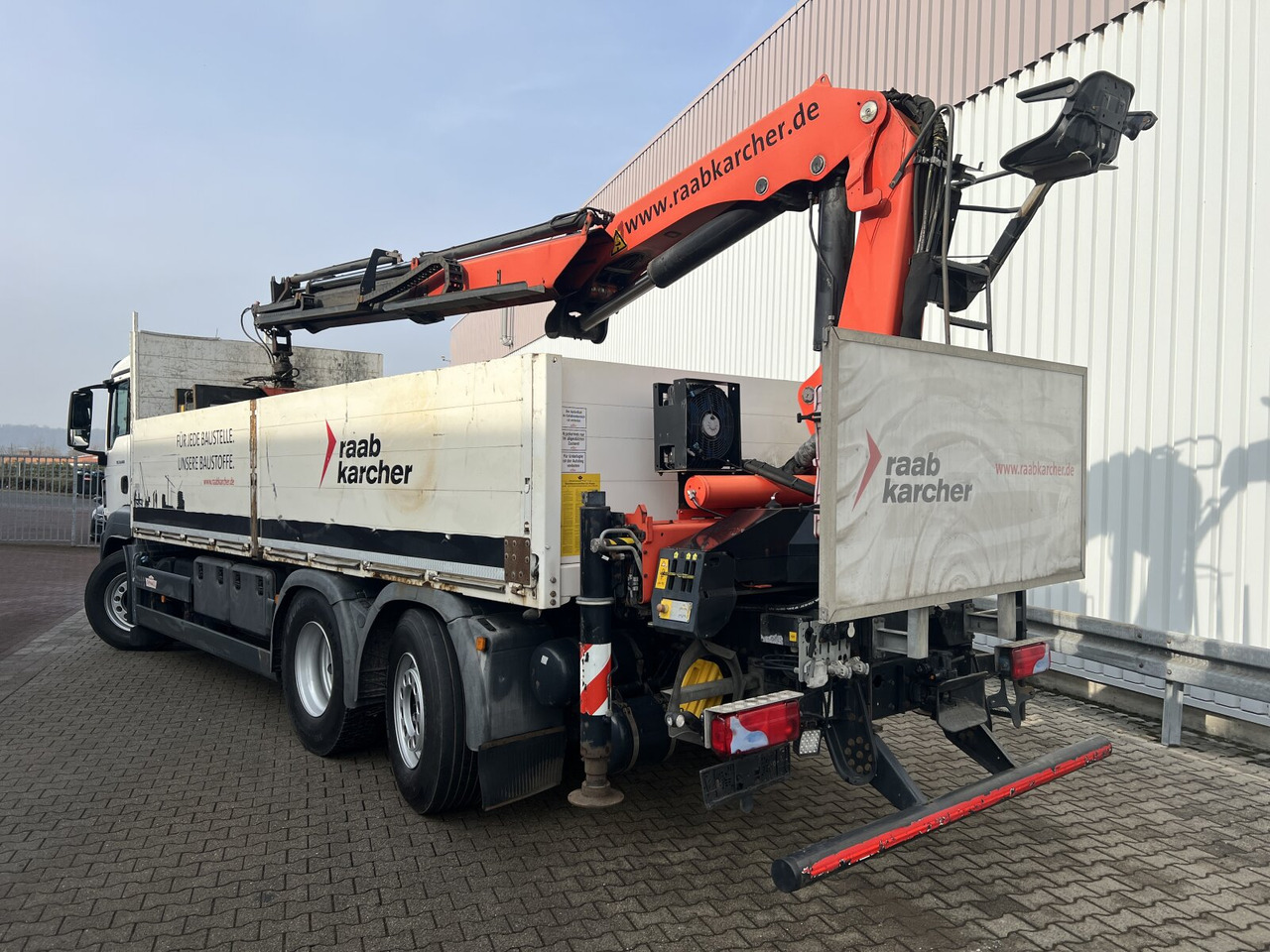 Camion grue MAN TGS 26.400 6x2-4 LL TGS 26.400 6x2-4 LL, Navi, Lenk-/Liftachse, Heckkran Palfinger PK20001-K B, Funk: photos 9 Camion grue MAN TGS 26.400 6x2-4 LL TGS 26.400 6x2-4 LL, Navi, Lenk-/Liftachse, Heckkran Palfinger PK20001-K B, Funk: photos 9