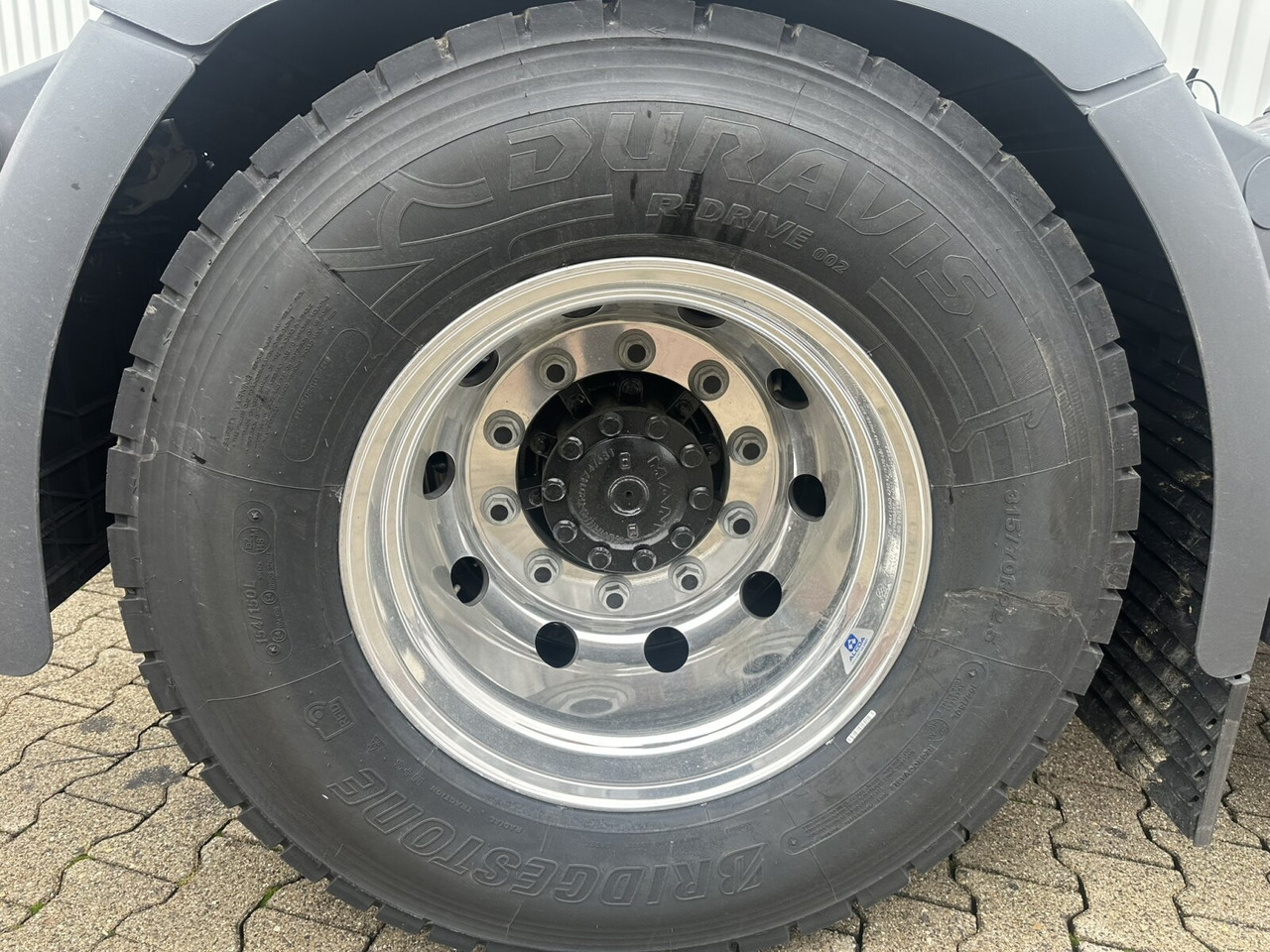 MAN TGS 26.440 6x2-4 LL CH TGS 26.440 6x2-4 LL CH, Lenk-/Liftachse, Navi, LED - Châssis cabine: photos 5 MAN TGS 26.440 6x2-4 LL CH TGS 26.440 6x2-4 LL CH, Lenk-/Liftachse, Navi, LED - Châssis cabine: photos 5